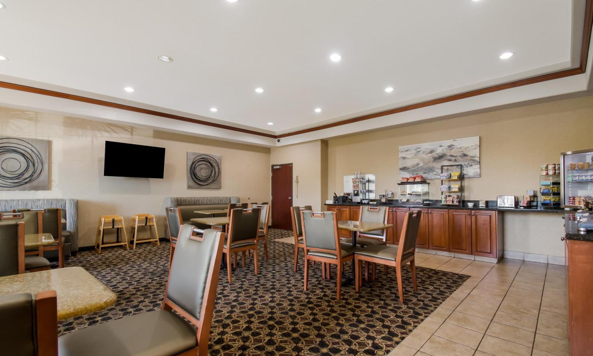 Best Western University Inn And Suites Forest Grove Exterior photo